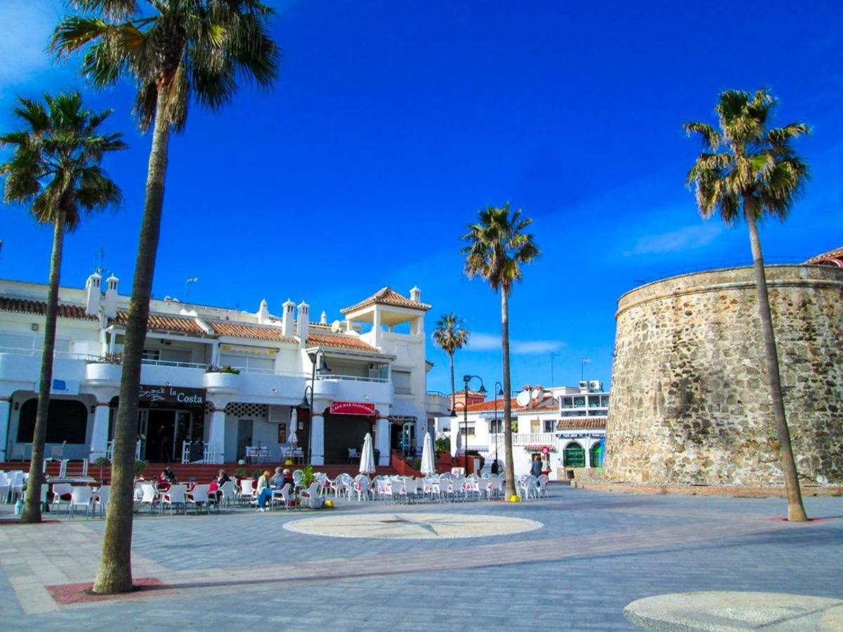 Apartment, Sea View, 200m From The Beach, Close To Town Apartment