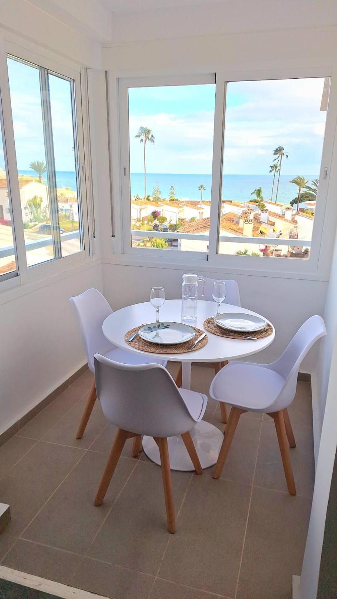 Apartment, Sea View, 200m From The Beach, Close To Town Apartment