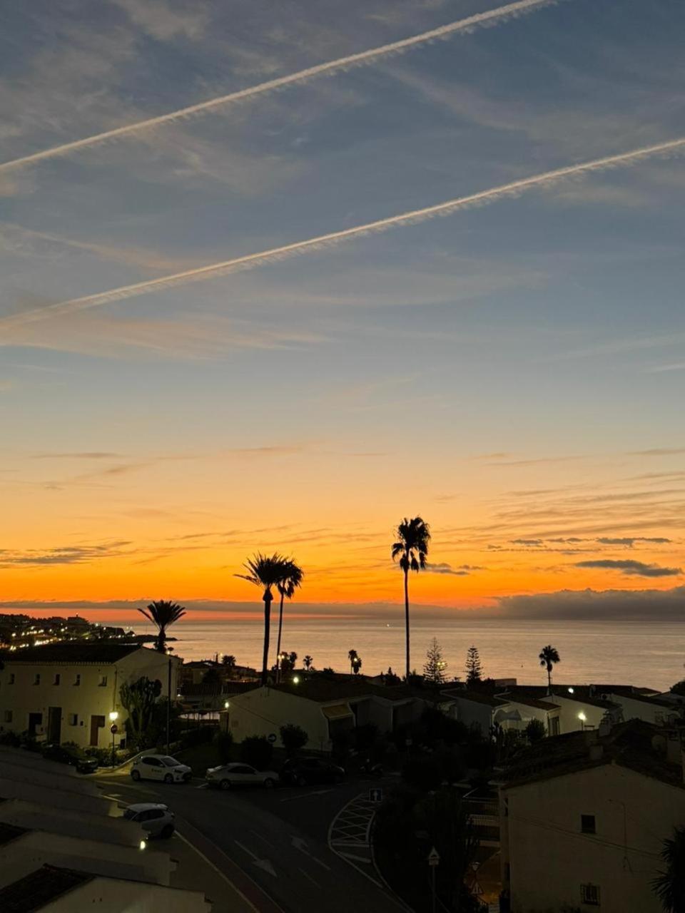 Apartment, Sea View, 200m From The Beach, Close To Town Apartment