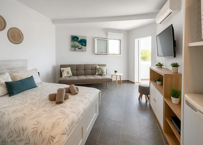 La Cala De Mijas Apartment, Sea View, 200M From The Beach, Close To Town